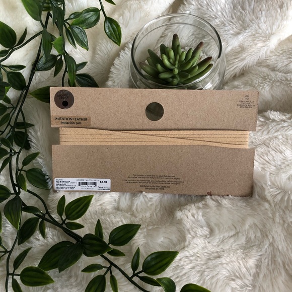 ⚡️ *FREE WITH BUNDLE* Nude Choker ⚡️ - Picture 2 of 2